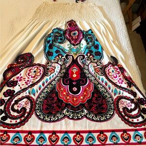 Bohemian Maxi Dress with Vibrant Paisley Print